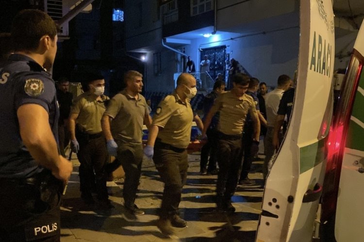 Eşini öldürüp, intihar etti!
