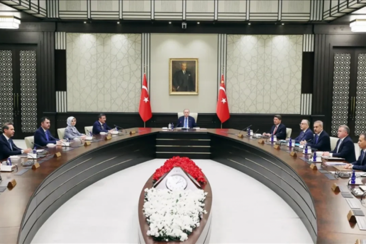 Cumhurbaşkanlığı Kabinesi kritik gündemlerle toplanıyor: İşte masadaki kritik konular