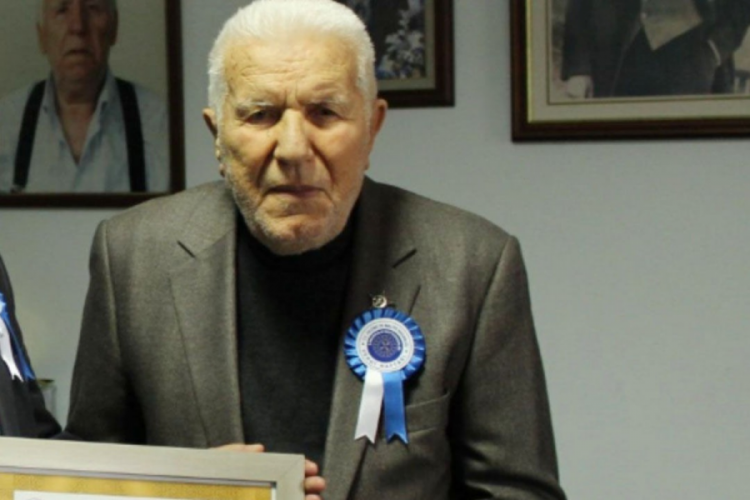 Peynir devinin kurucusu hayatını kaybetti!