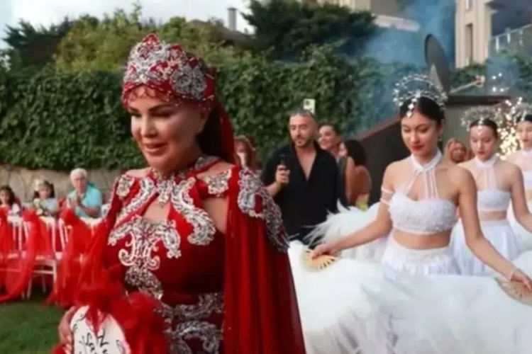  Astrolog Nuray Sayarı ikinci kez evleniyor! Kına gecesi yaptı 