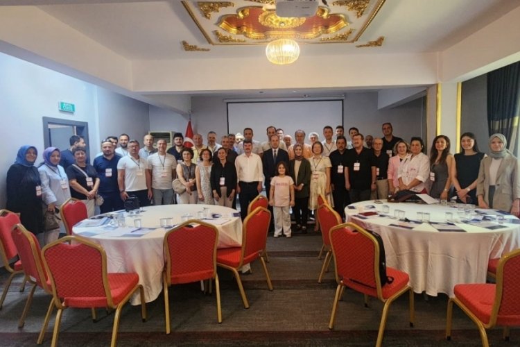 Bursa'da yabancı uyruklu çocuklarla çalışmaları kolaylaştırma semineri başladı 