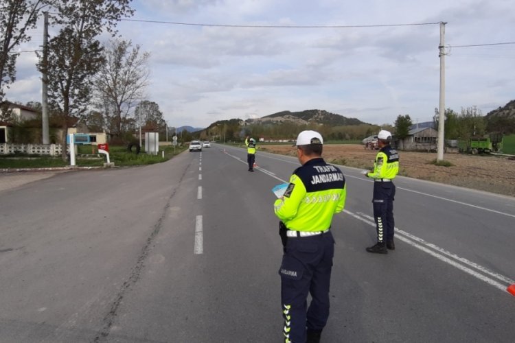 Bolu'da trafik denetimlerinde ceza yağdı: 6 milyon 897 bin 750 lira ceza
