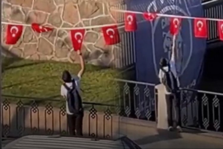 Bayrağa saygı gururlandırdı!