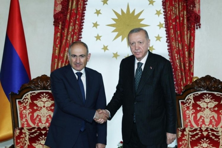 Cumhurbaşkanı Erdoğan, Paşinyan'la görüştü 