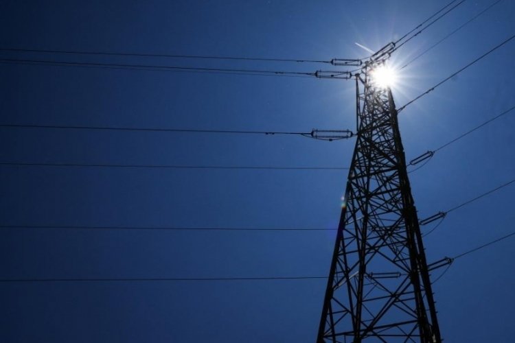 Komşu karanlığa büründü! Elektrikler ülke genelinde kesildi...