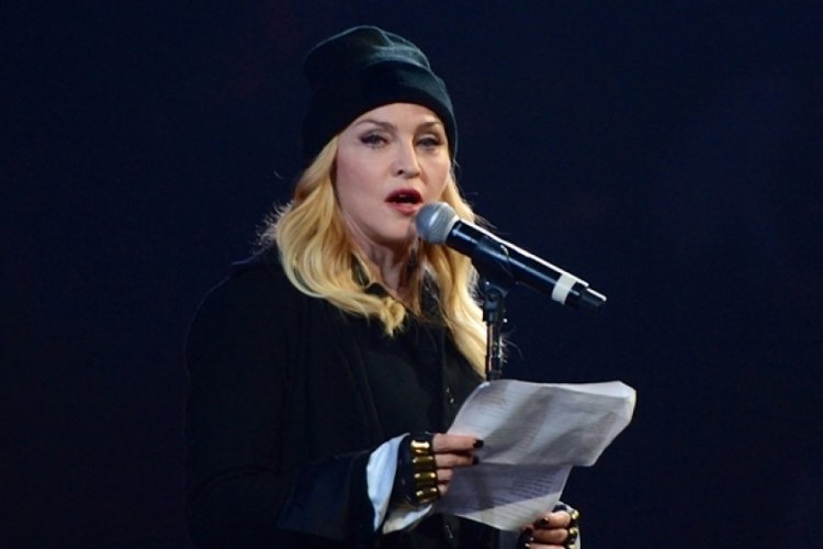 Ünlü şarkıcı Madonna'dan Papa'ya dikkat çeken çağrı: "Lütfen"