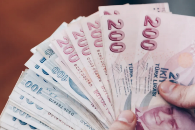 Memur ve emekliler bu haberi bekliyor! Saat belli oldu