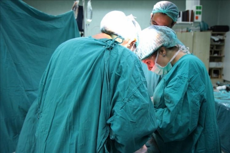 Karın ağrısı şikayetiyle gitmişti! Midesinden çıkanlar doktorları bile hayrete düşürdü