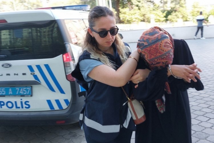 Komşusunun anahtarını kopyaladı, çaldıklarıyla kendine araba aldı