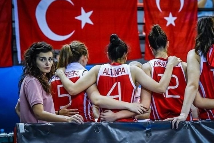 Milli Takım'ın eski doktoru kolunda serum takılı halde ölü bulundu! Sedanur Bağdigen kimdir, neden öldü? Sedanur Bağdigen öldürüldü mü?