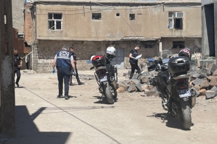 Silahlı ve bıçaklı kavga: 2 yaralı, 3 gözaltı