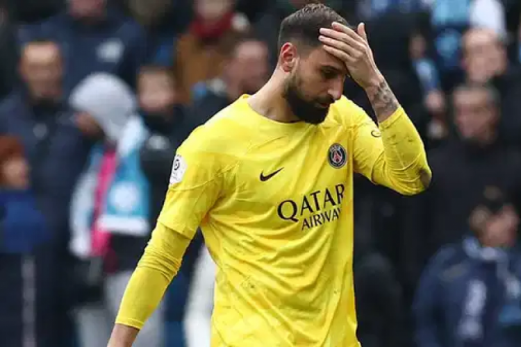 Donnarumma'dan Paris Saint-Germain'e veda