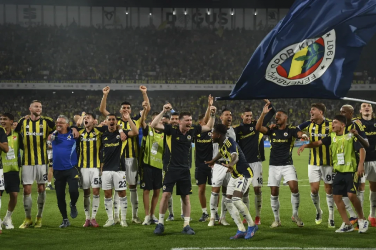 Fenerbahçe'ye dev gelir! Şampiyonlar Ligi play-off bileti kasayı doldurdu