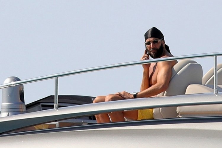 Karim Benzema'dan paparazzilere tuhaf tepki