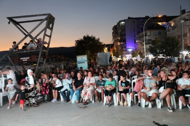 'Kamyoled' ile açık havada sinema keyfi