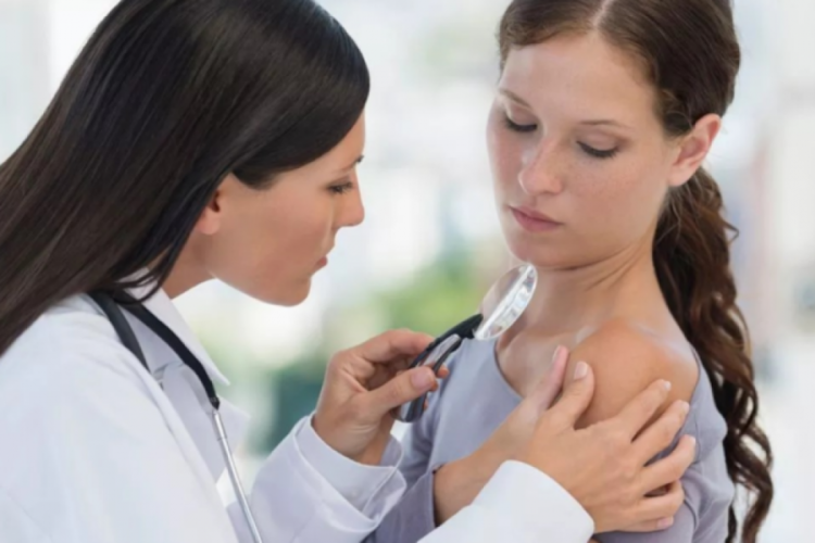 Eğer cildinizde bu 3 belirti varsa hemen doktora gidin