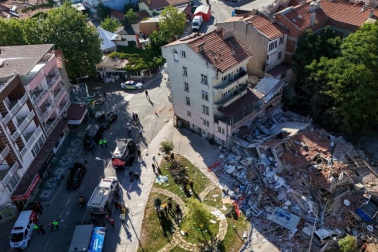 Deprem sonrası hasar tespit çalışmaları devam ediyor