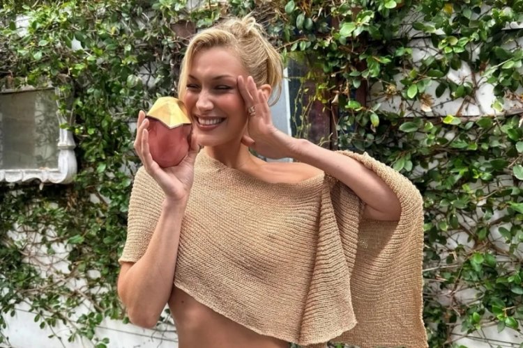  Bella Hadid, imajını değiştirdi! Saçları artık sarı 