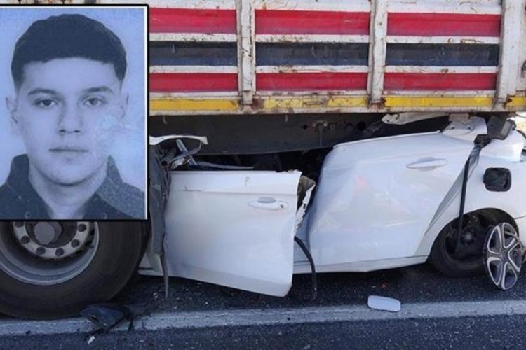 Tır'ın altına giren otomobil sürücüsü hayatını kaybetti