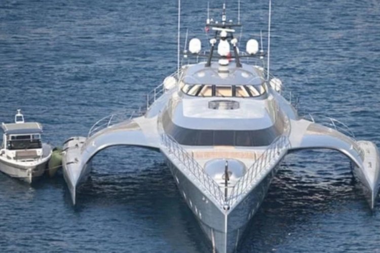 Milyarder Bodrum'da: Uzay gemisi gibi yat