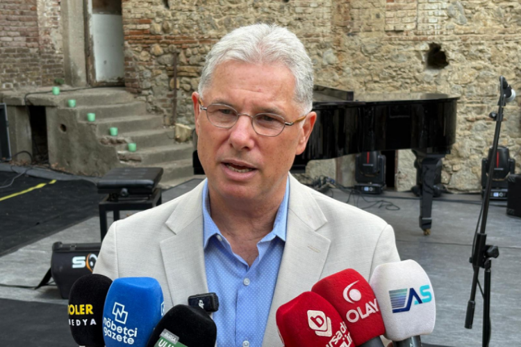 Tarihi yağhanede caz fırtınası... Başkan Dalgıç: "Mudanya'yı sanatın başkenti yapacağız" 