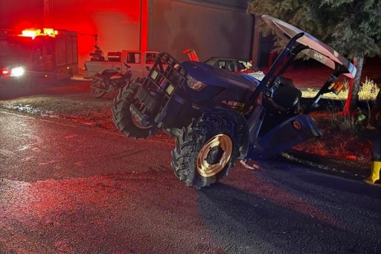 Traktörle otomobilin kazasında çok sayıda yaralı var...