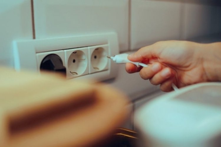 Bu mutfak aletlerinin fişini hemen çekin!