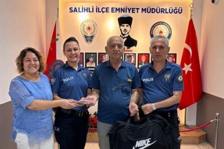 İnsalık ölmemiş dedirten hareket! Yolda bulduğu 20 bin lirayı sahibine verdi...