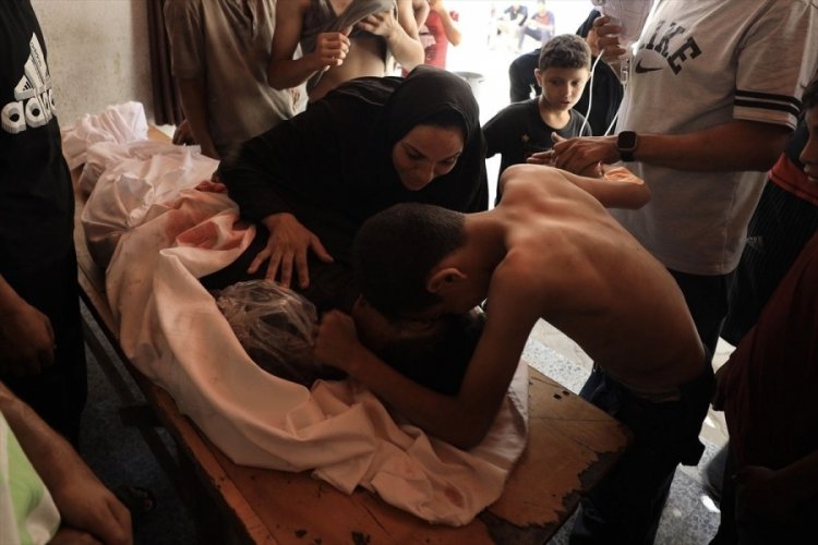 İsrail Gazze'ye saldırdı: 42 Filistinli yaşamını yitirdi