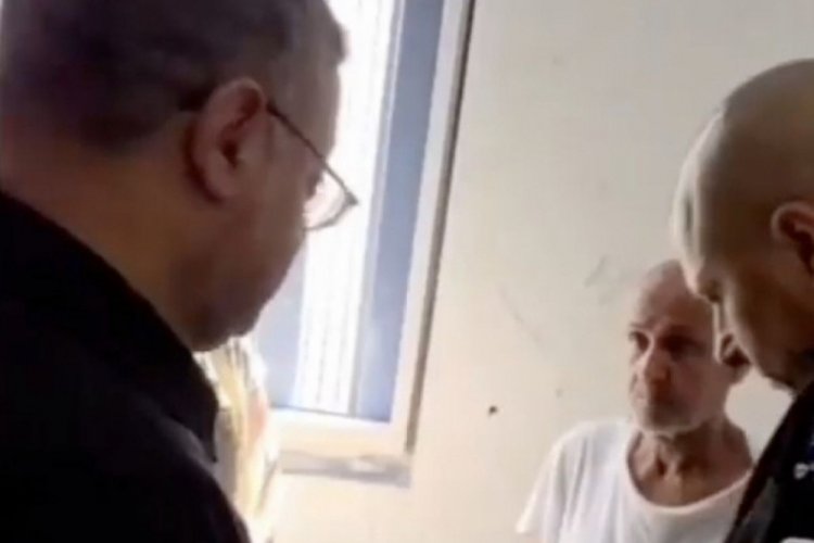  İsrailli bakan, Filistinli liderin hücresine baskın düzenledi, tehdit etti