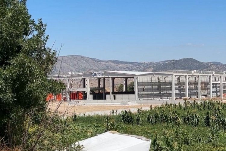 İnşaattan düşen işçi hayatını kaybetti