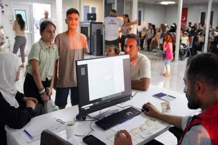411 bin 649 Suriyeli ülkesine dönüş yaptı 
