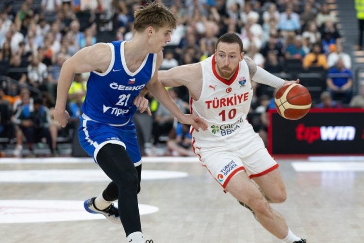 A Milli Erkek Basketbol Takımı, THY DBB Süper Kupa'yı üçüncü bitirdi