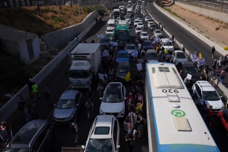 İsrail'de esir takası isyanı! Greve gittiler...