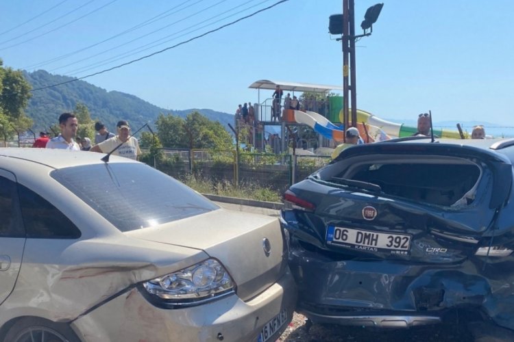 Zonguldak'ta zincirleme kaza! 5 araç birbirine girdi...