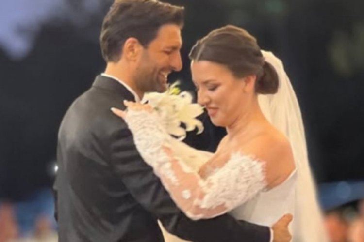  Taner Rumeli ve Ceyda &Acirc;şık evlendi 