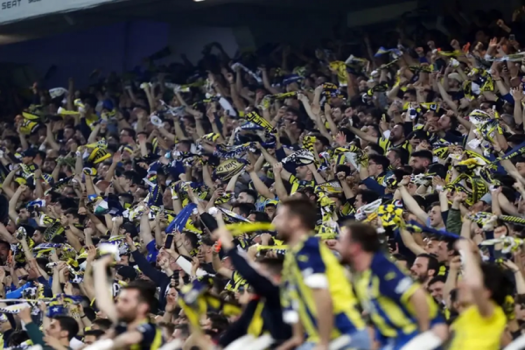 Ali Koç kesenin ağzını açtı! Fenerbahçe'ye Premier Lig'den yıldız 