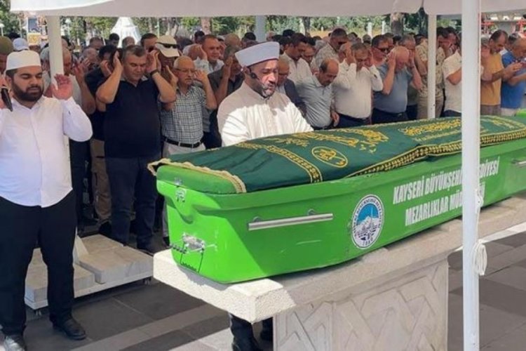 Eşiyle kamp çadırında karbonmonoksitten zehirlenip ölen koca toprağa verildi