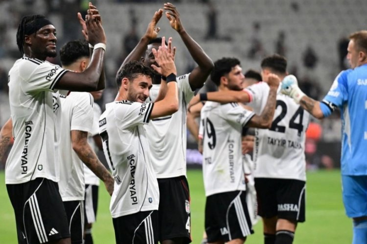 Beşiktaş'ın UEFA kadrosunda değişiklik! Yeni transfer listede...