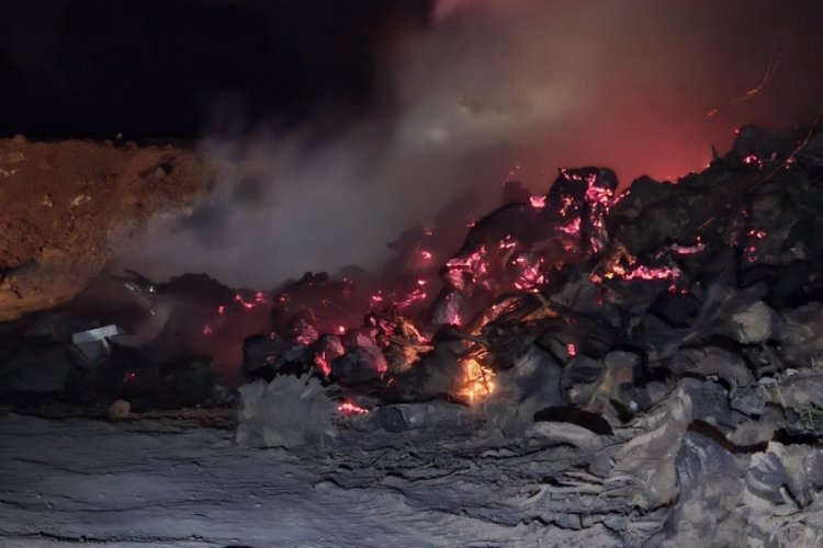Bursa'da gece saatlerinde korkutan yangın!