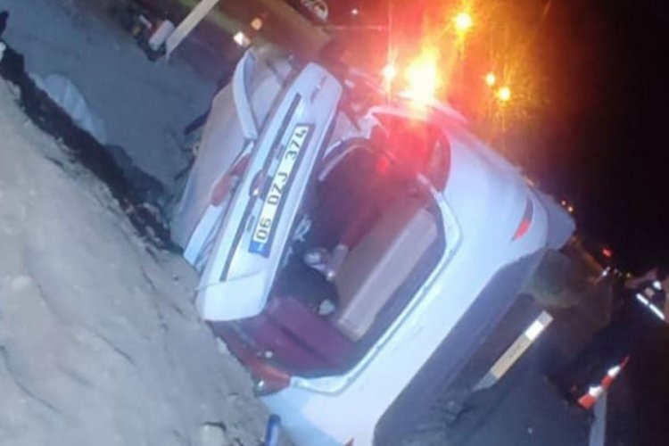 Kontrolden çıkan otomobil takla attı: 5 kişi yaralandı 