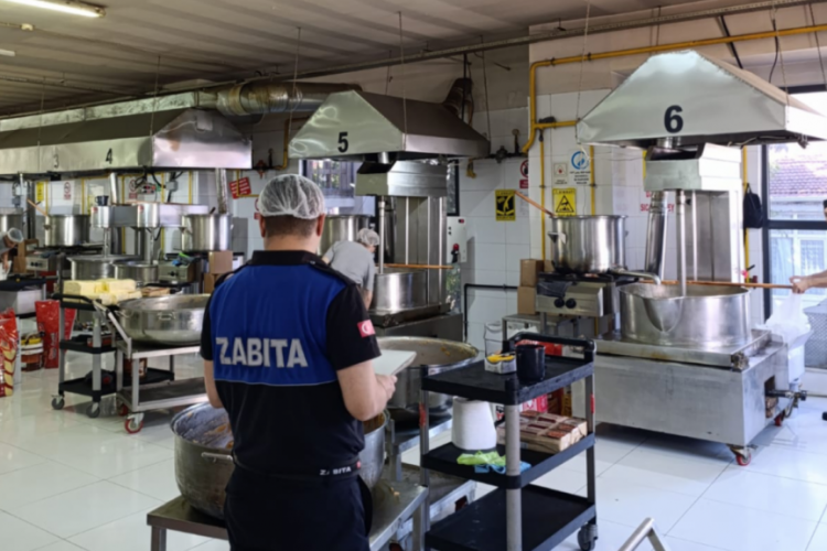 Bursa'da pastane, tatlıcı ve dondurmacılara denetim!