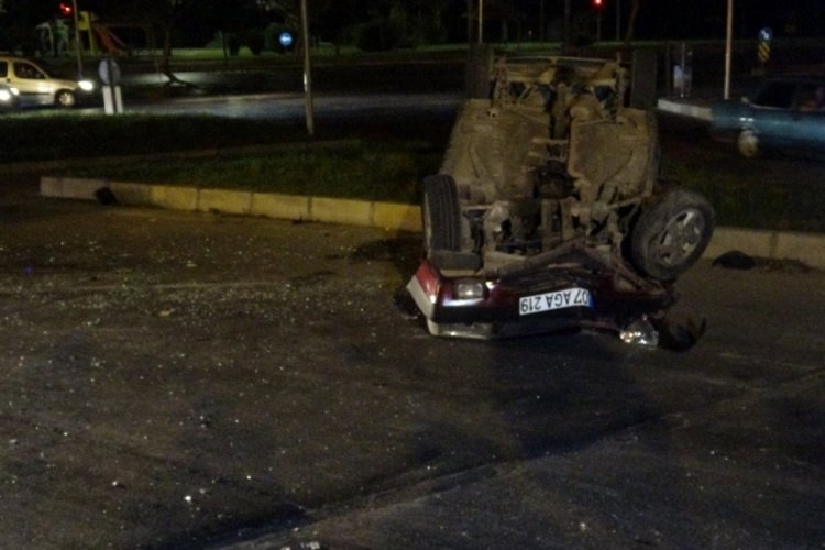 Kontrolden çıkan Tofaş, takla atarak durabildi: 1 yaralı