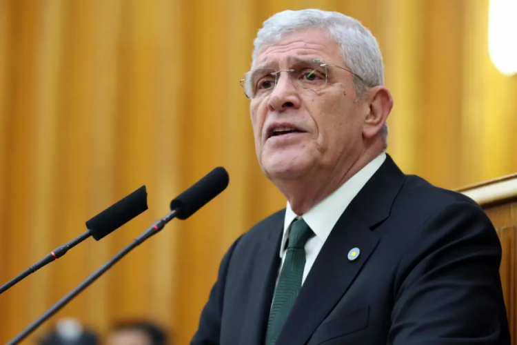 İYİ Parti'de istifa depremi!