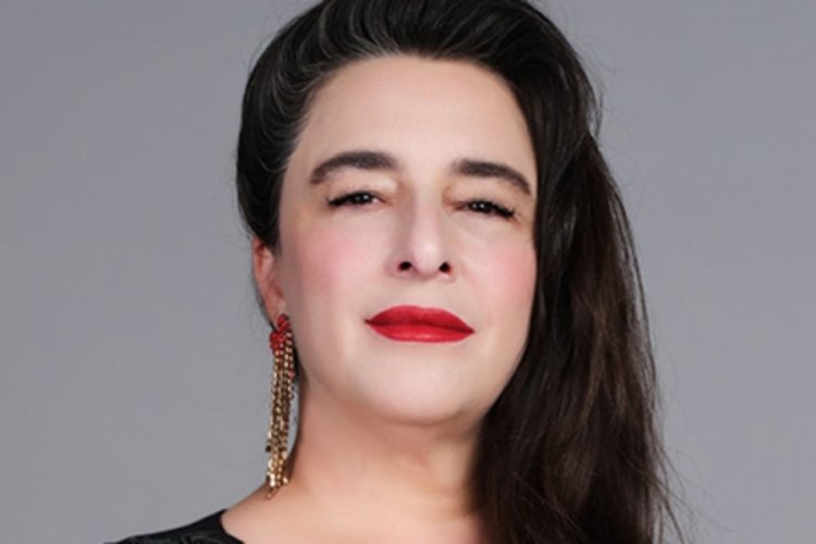 Esra Dermancıoğlu: Türkiye'de sanatçıların arasına giremiyorum
