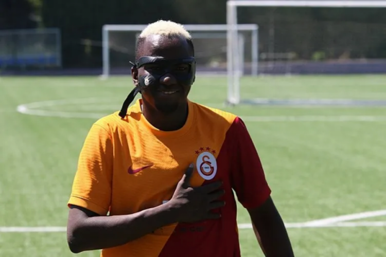 Osimhen'i Eskişehir'de görenler şaşkınlığını gizleyemiyor