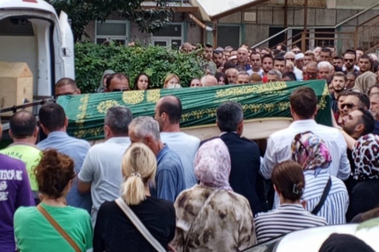 Bursa'da minik Berra son yolculuğuna uğurlandı...