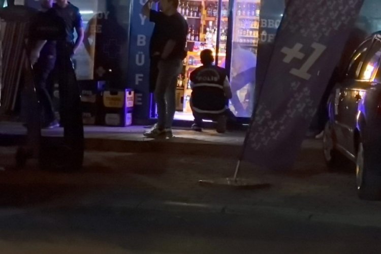 Bursa'da tekel bayisini kurşunladılar!