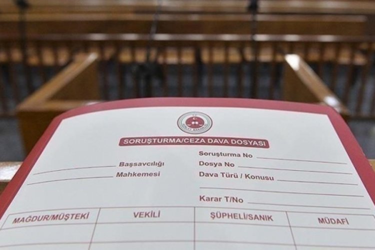 Türk bayrağına yönelik uygunsuz hareketlere soruşturma!