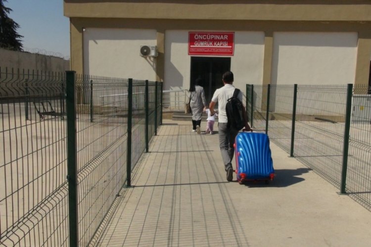 Suriye'ye pasaport ile geçiş dönemi başladı